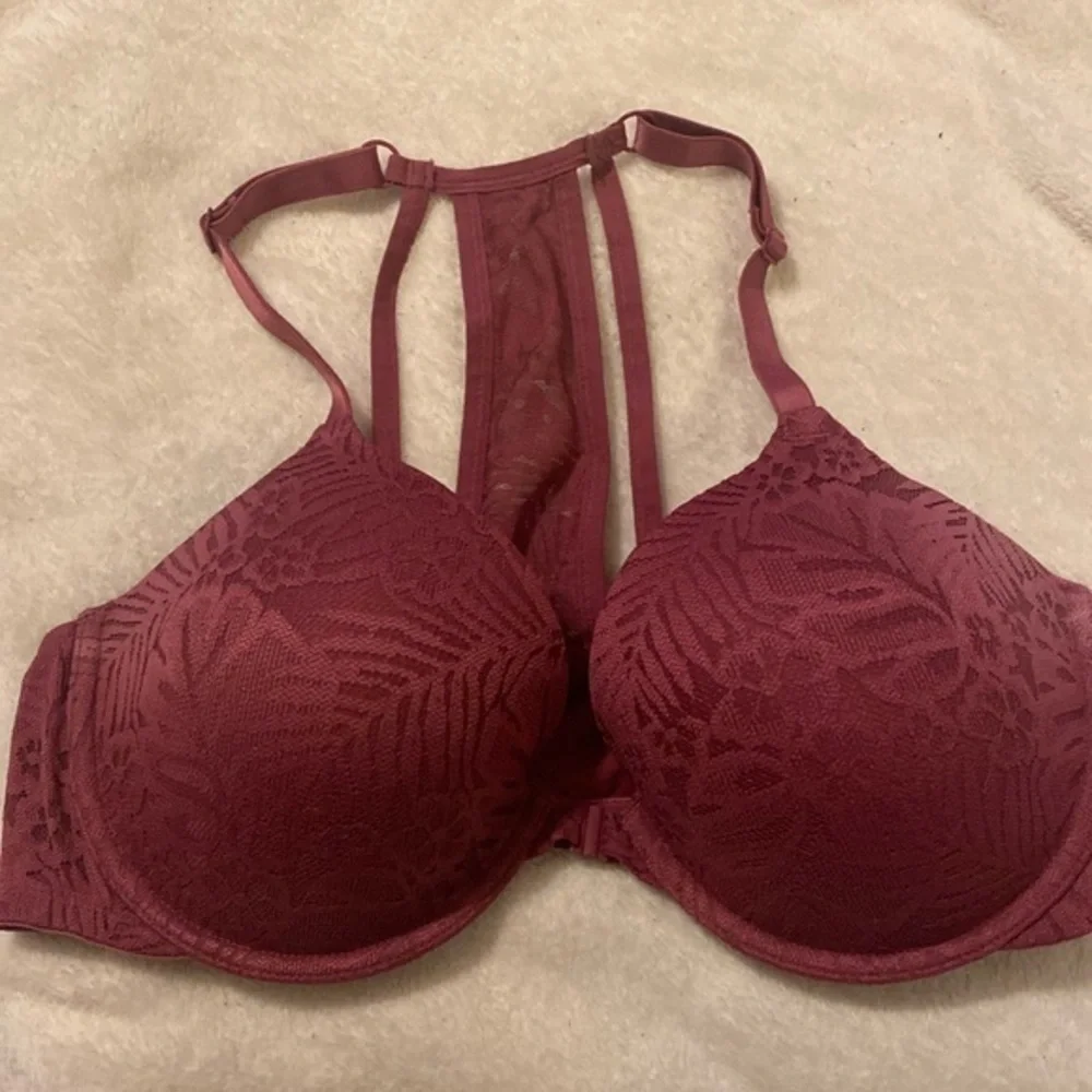 Pink by Victoria’s‎ Secret Front Clasp Bra